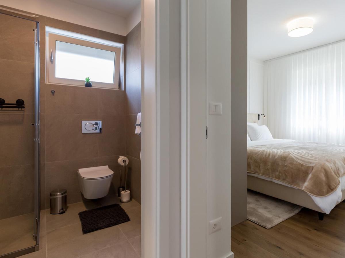Lemon3 Deluxe Apartment Poreč Eksteriør billede